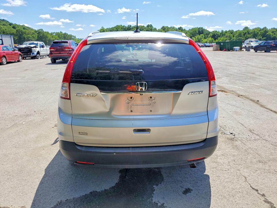 Photo 6 from auction – 2014 HONDA CR-V with VIN 2HKRM4H72EH631699