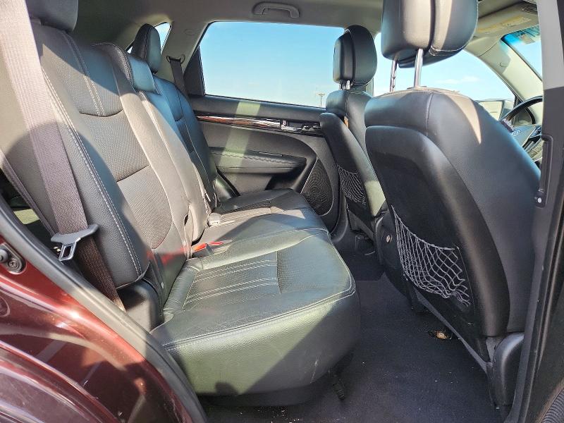 Photo 11 from auction – 2012 KIA SORENTO with VIN 5XYKWDA28CG249563