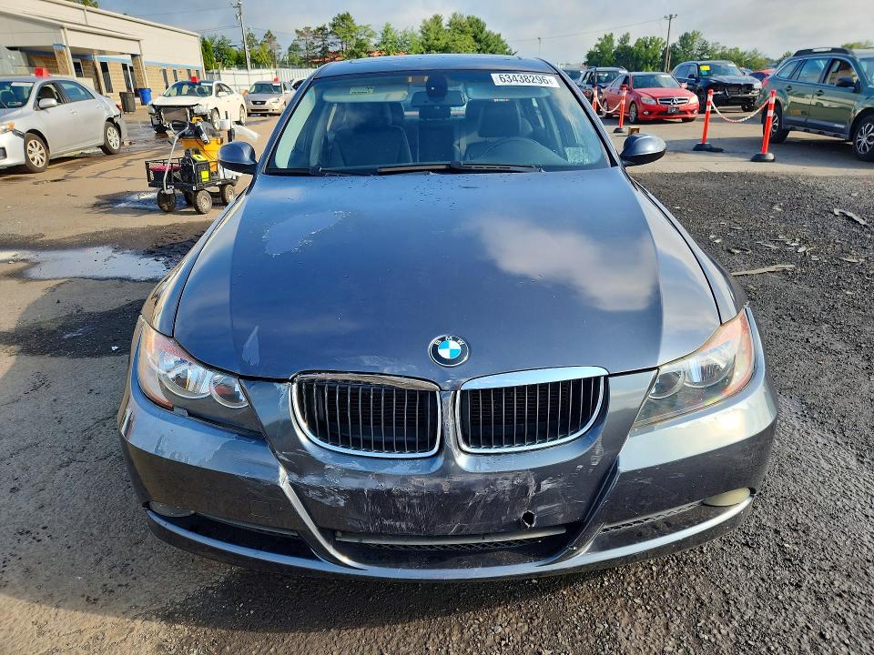 Photo 5 from auction – 2007 BMW 328 with VIN WBAVA33557KX82383