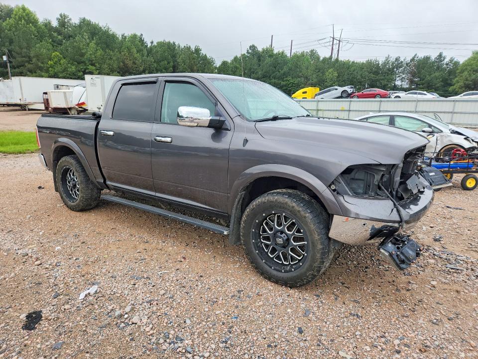Photo 4 from auction – 2017 RAM 1500 with VIN 1C6RR7PTXHS518758