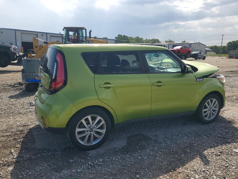 Photo 3 from auction – 2018 KIA SOUL with VIN KNDJP3A52J7902718