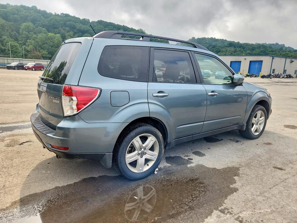 Photo 3 from auction – 2010 SUBARU FORESTER with VIN JF2SH6CC9AH749653