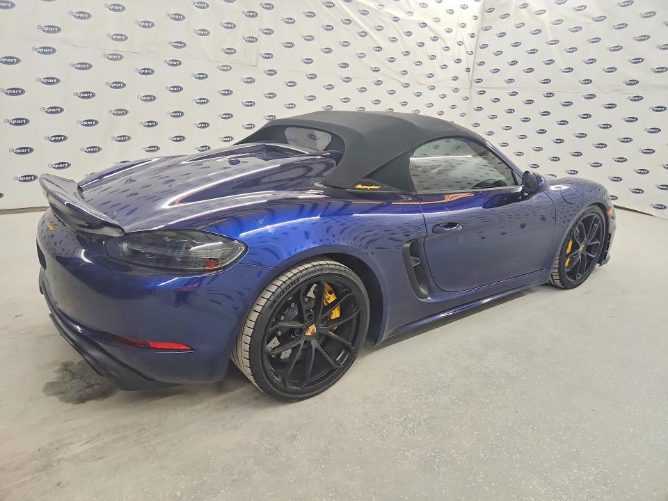 Photo 3 from auction – 2021 PORSCHE BOXSTER with VIN WP0CC2A8XMS240221