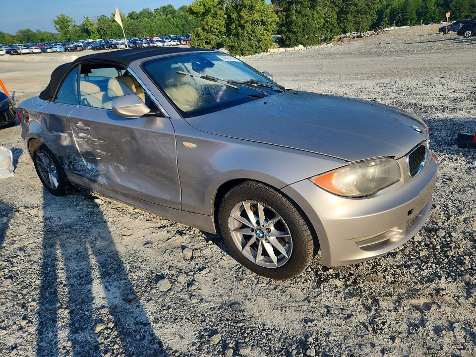 Photo 4 from auction – 2011 BMW 128 with VIN WBAUL7C55BVM79334
