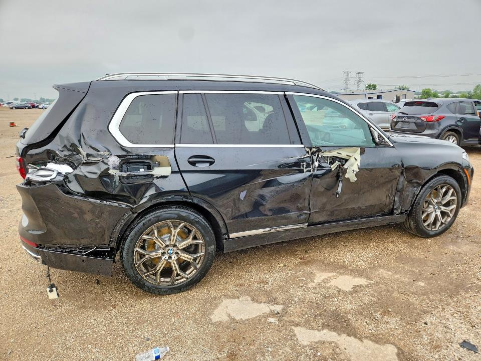 Photo 3 from auction – 2022 BMW X7 with VIN 5UXCW2C04N9M86137