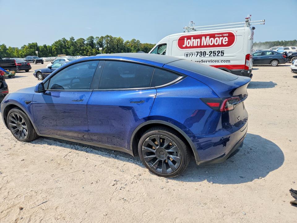 Photo 2 from auction – 2022 TESLA MODEL Y with VIN 7SAYGDEE9NA003806