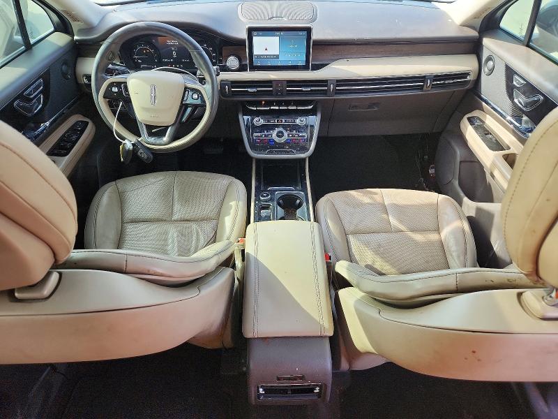Photo 8 from auction – 2020 LINCOLN CORSAIR with VIN 5LMCJ2C91LUL17758
