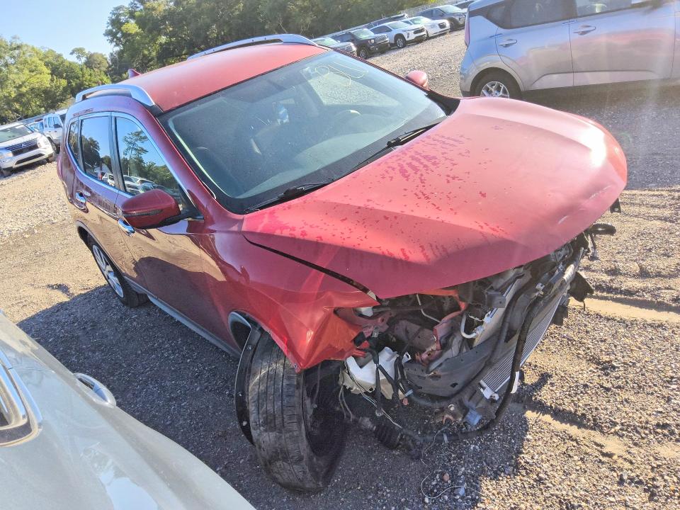 Photo 4 from auction – 2017 NISSAN ROGUE with VIN JN8AT2MT1HW396027