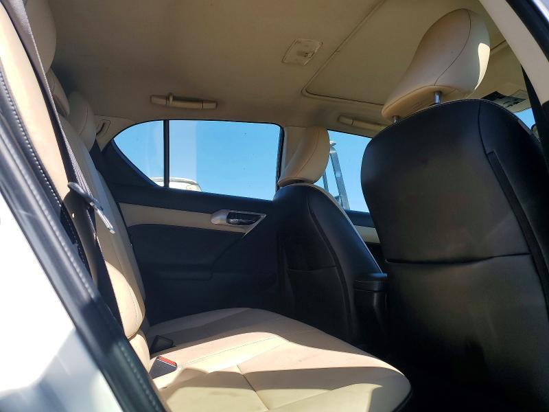 Photo 10 from auction – 2017 LEXUS CT with VIN JTHKD5BH2H2292259