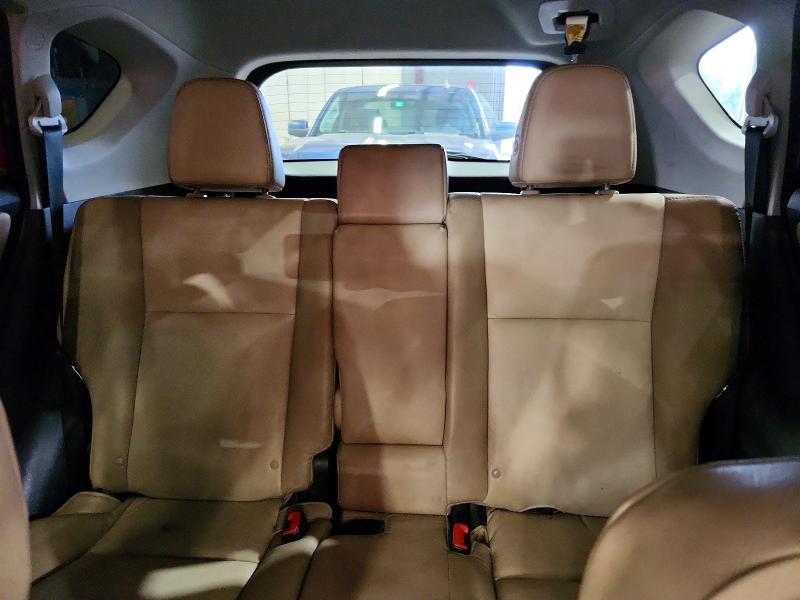 Foto 10 de la subasta – 2014 TOYOTA RAV4 con VIN 2T3DFREV7EW171596