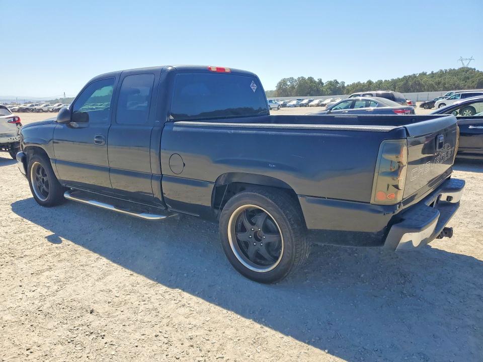 Photo 2 from auction – 2006 CHEVROLET SILVERADO with VIN 1GCEC19X66Z233159