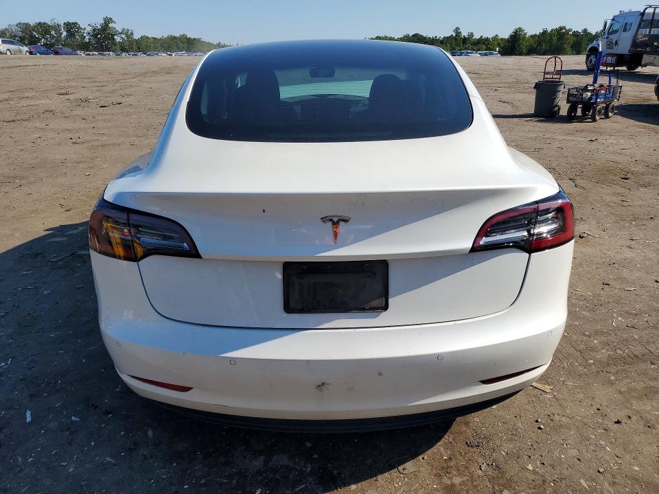 Photo 6 from auction – 2021 TESLA MODEL 3 with VIN 5YJ3E1EA3MF045401