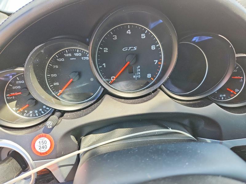 Photo 9 from auction – 2016 PORSCHE CAYENNE with VIN WP1AD2A23GLA76792