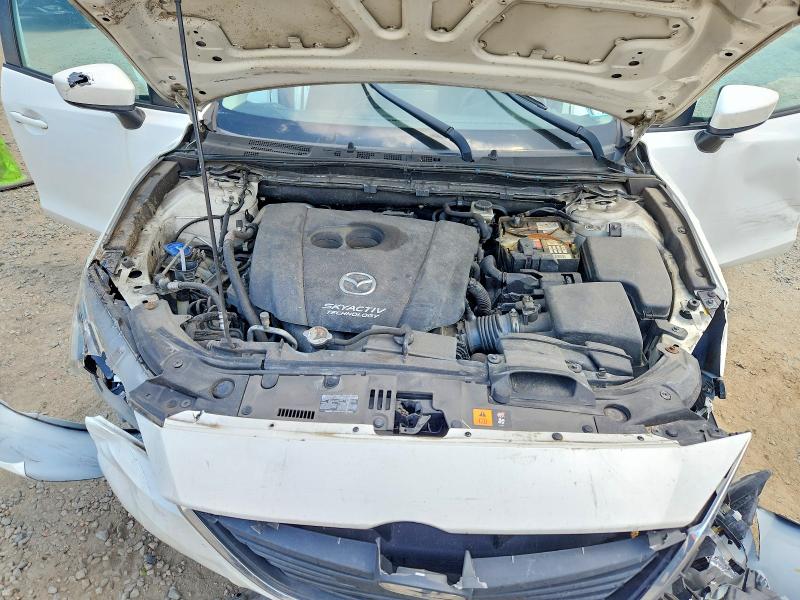 Photo 11 from auction – 2016 MAZDA 3 with VIN 3MZBM1T77GM321209