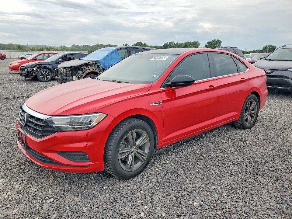 Photo 1 from auction – 2019 VOLKSWAGEN JETTA with VIN 3VWCB7BU1KM256144