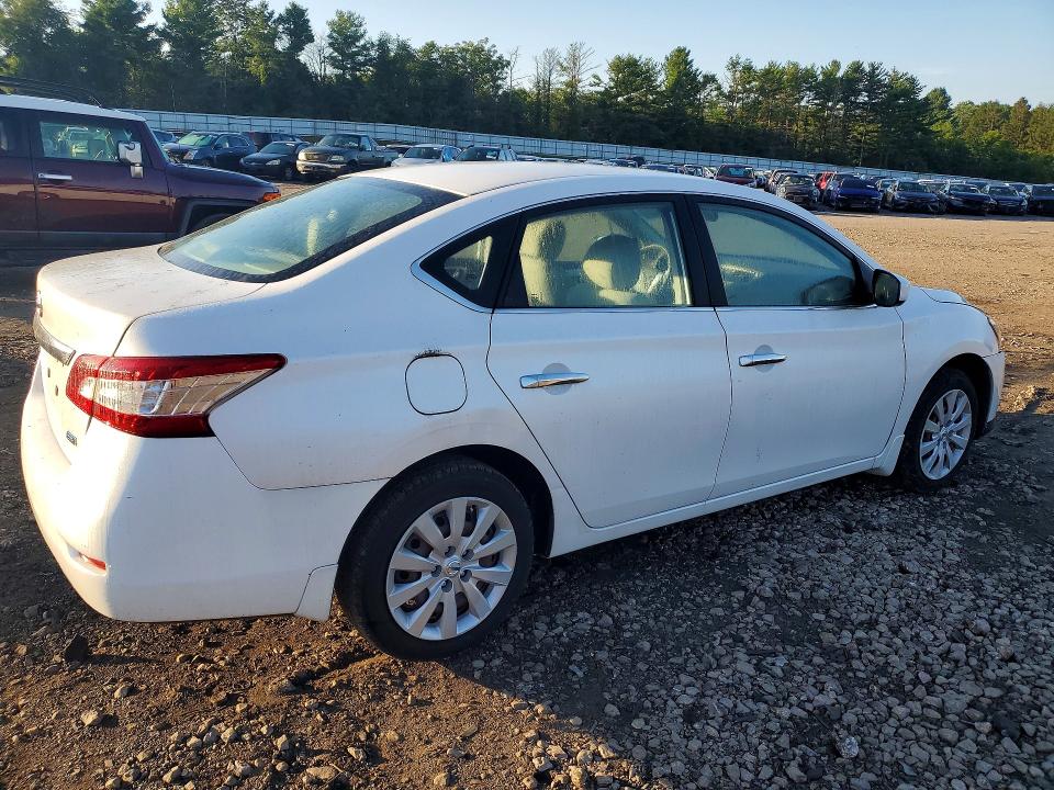 Photo 3 from auction – 2014 NISSAN SENTRA with VIN 3N1AB7AP0EL686380