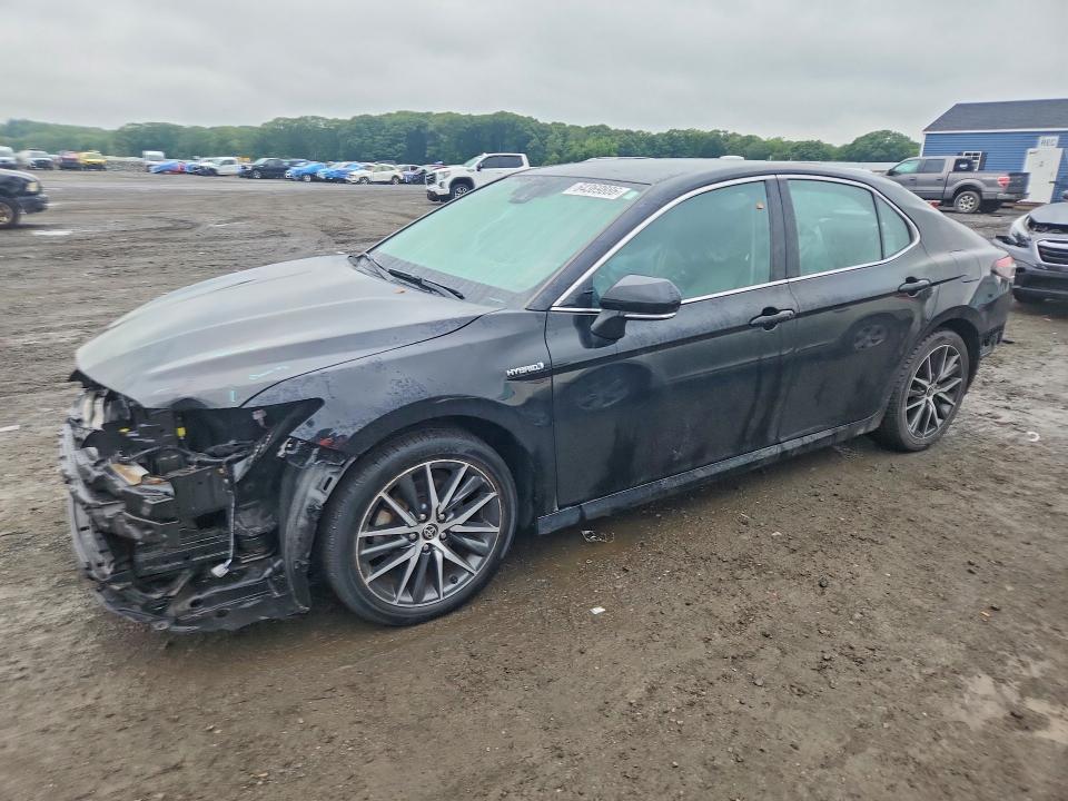 Photo 1 from auction – 2021 TOYOTA CAMRY with VIN 4T1F31AK7MU562821