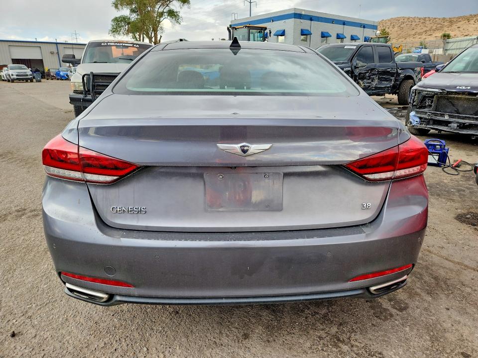 Photo 6 from auction – 2016 HYUNDAI GENESIS with VIN KMHGN4JE7GU108907