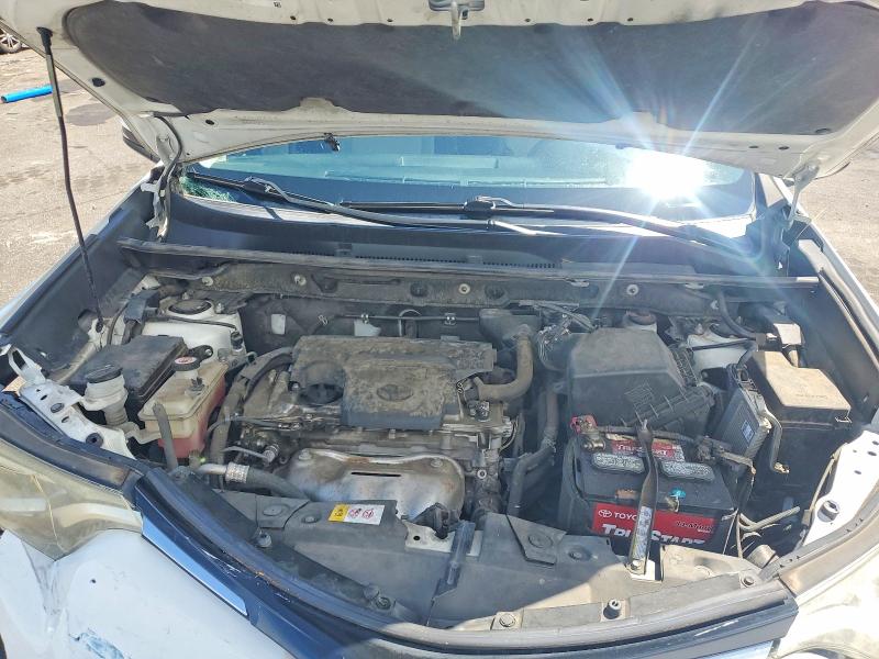 Photo 12 from auction – 2017 TOYOTA RAV4 with VIN JTMWFREV4HJ708873