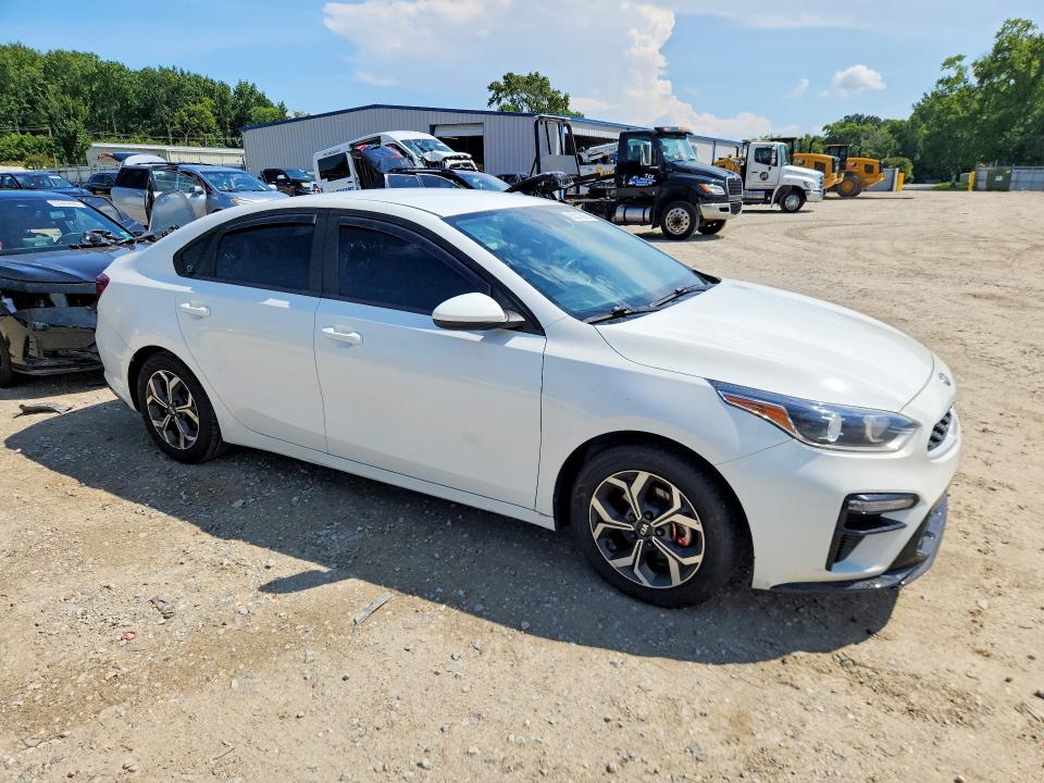 Photo 4 from auction – 2019 KIA FORTE with VIN 3KPF24AD0KE077751