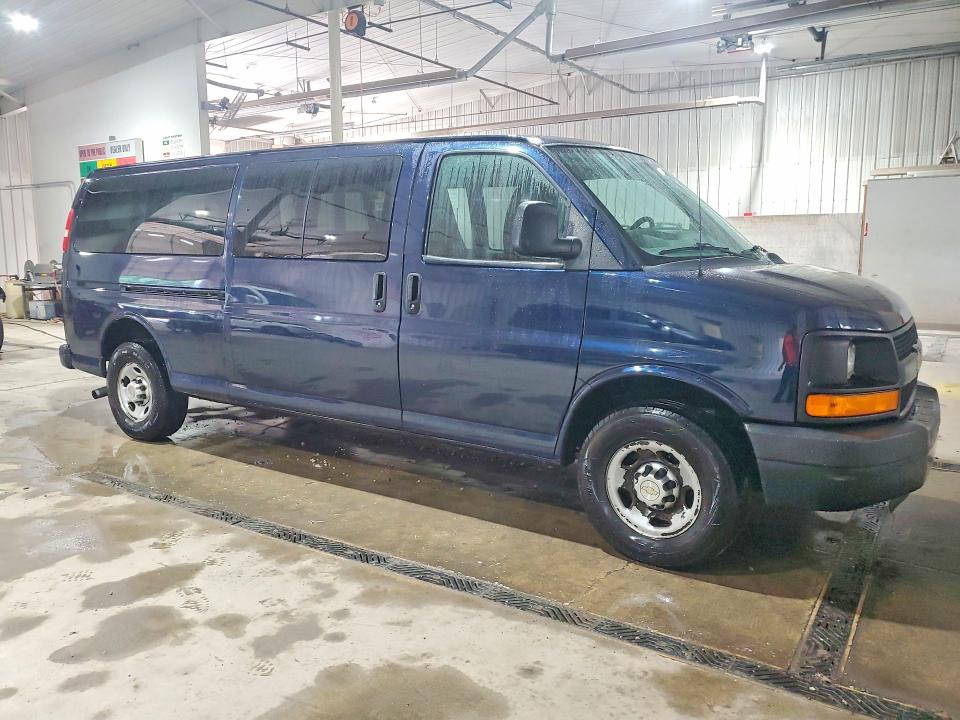 Photo 4 from auction – 2011 CHEVROLET EXPRESS G3500 with VIN 1GAZGZFG3B1159922