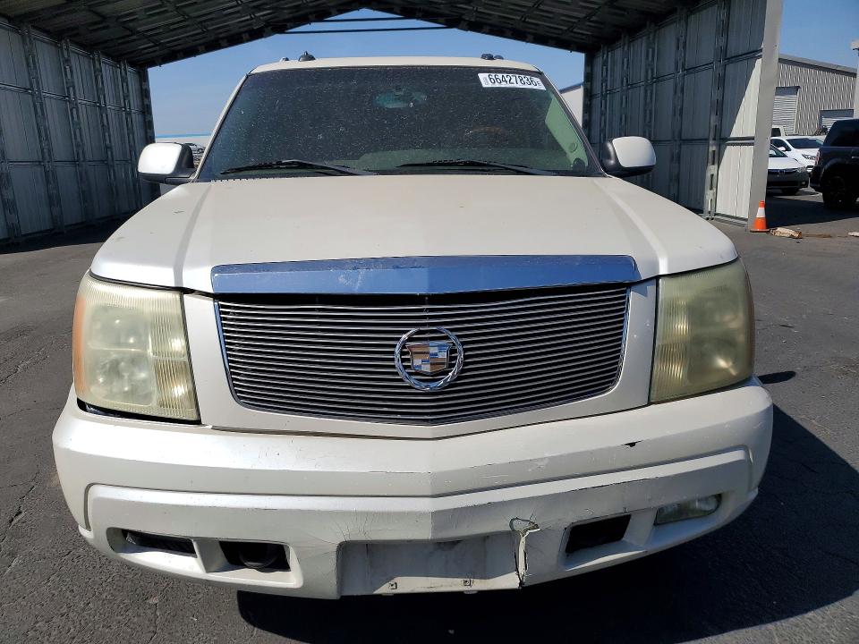Photo 5 from auction – 2003 CADILLAC ESCALADE with VIN 3GYFK66N33G323947