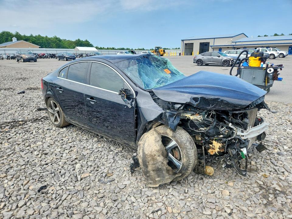 Photo 4 from auction – 2014 VOLVO S60 with VIN YV1902FH1E2286849