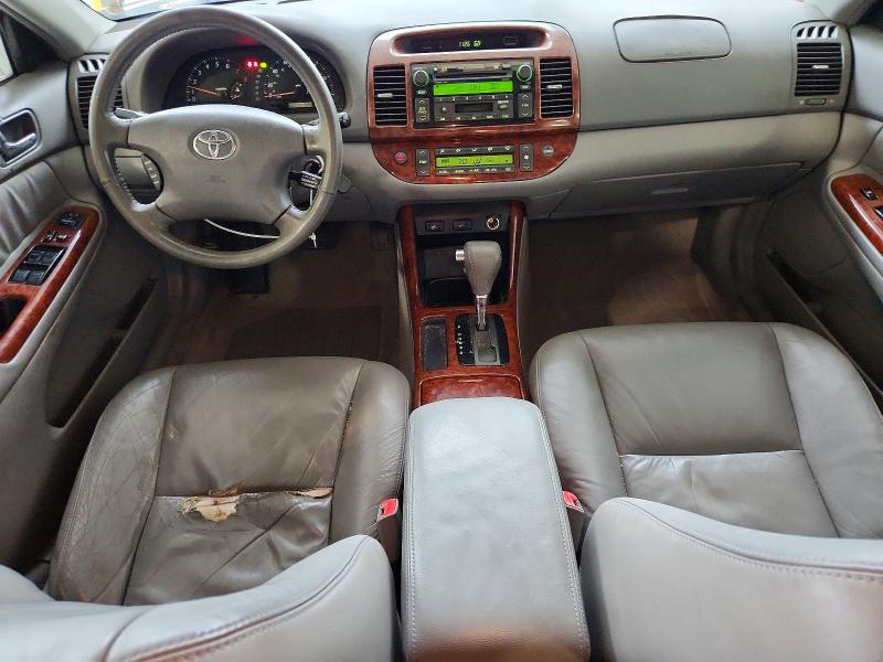 Photo 8 from auction – 2004 TOYOTA CAMRY with VIN 4T1BF32K34U067970