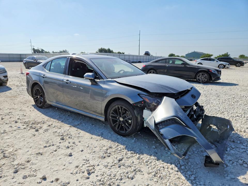 Photo 4 from auction – 2026 TOYOTA CAMRY with VIN 4T1DAACK2TU288582