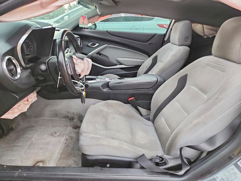 Photo 7 from auction – 2018 CHEVROLET CAMARO with VIN 1G1FB1RS7J0175502