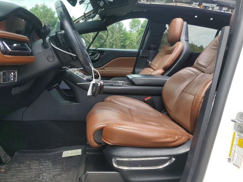 Photo 7 from auction – 2020 LINCOLN AVIATOR with VIN 5LM5J7XC8LGL27987