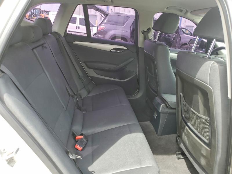 Photo 11 from auction – 2015 BMW X1 with VIN WBAVM1C59FV314827