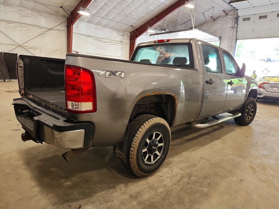 Foto 3 de la subasta – 2013 GMC SIERRA con VIN 1GT12ZCG0DF187433