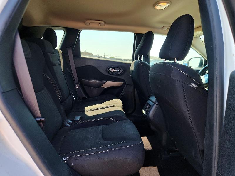 Photo 10 from auction – 2017 JEEP CHEROKEE with VIN 1C4PJLCS0HD216610
