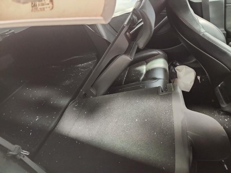 Photo 10 from auction – 2019 TESLA MODEL 3 with VIN 5YJ3E1EBXKF210995