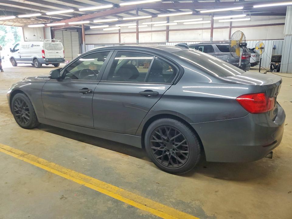 Photo 2 from auction – 2014 BMW 320 with VIN WBA3C3G50ENS72482
