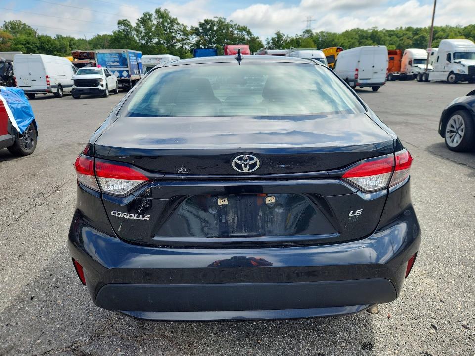 Photo 6 from auction – 2021 TOYOTA COROLLA with VIN 5YFEPMAE8MP203488