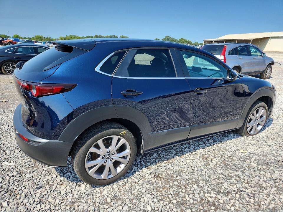 Photo 3 from auction – 2021 MAZDA CX-30 with VIN 3MVDMBCL7MM211897