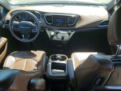 Photo 8 from auction – 2020 CHRYSLER PACIFICA with VIN 2C4RC1N71LR124573