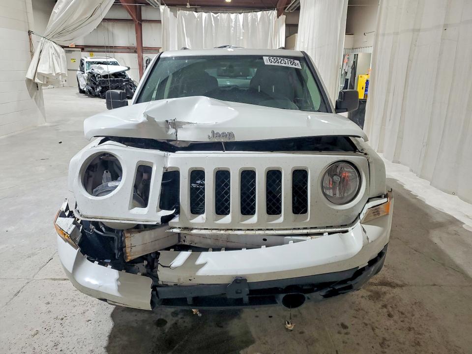 Photo 5 from auction – 2016 JEEP PATRIOT with VIN 1C4NJPBA2GD636634
