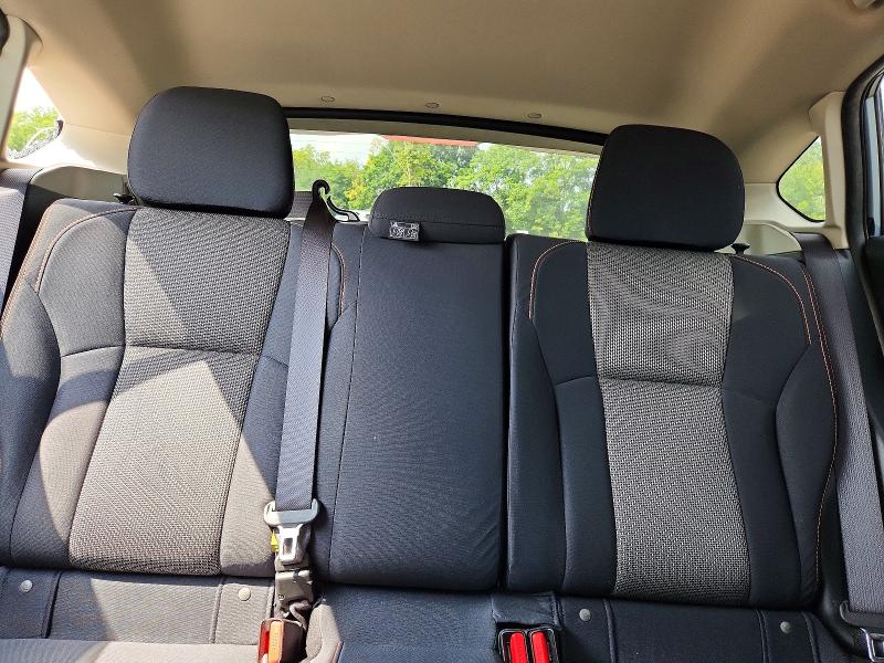 Photo 10 from auction – 2018 SUBARU CROSSTREK with VIN JF2GTABC7JH238466