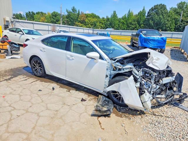 Photo 4 from auction – 2017 LEXUS ES with VIN JTHBK1GG8H2252136