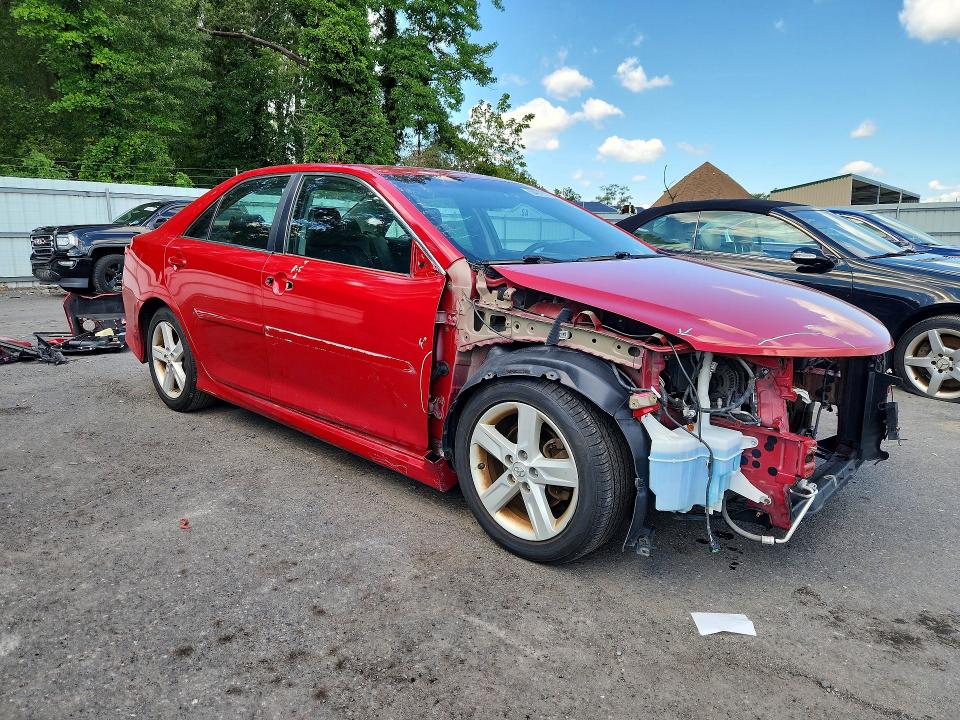 Photo 4 from auction – 2014 TOYOTA CAMRY with VIN 4T1BF1FK3EU802026