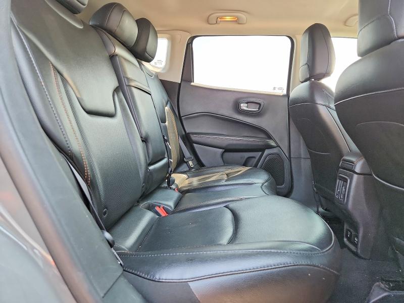Photo 11 from auction – 2019 JEEP COMPASS with VIN 3C4NJDCB1KT673053