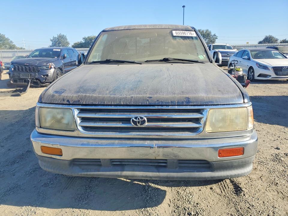 Photo 5 from auction – 1997 TOYOTA T100 with VIN JT4TN14D7V0033134