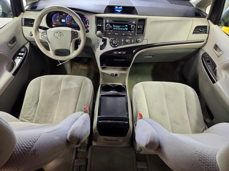 Photo 8 from auction – 2011 TOYOTA SIENNA with VIN 5TDJK3DC9BS029548