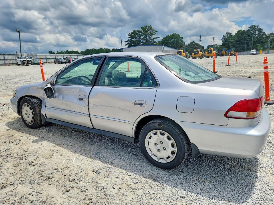 Photo 2 from auction – 2002 HONDA ACCORD with VIN 1HGCG56492A034193