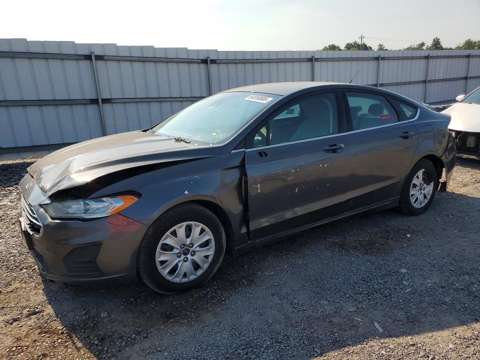 FORD FUSION 2019 с VIN 3FA6P0G76KR229705 - Снимка от търг
