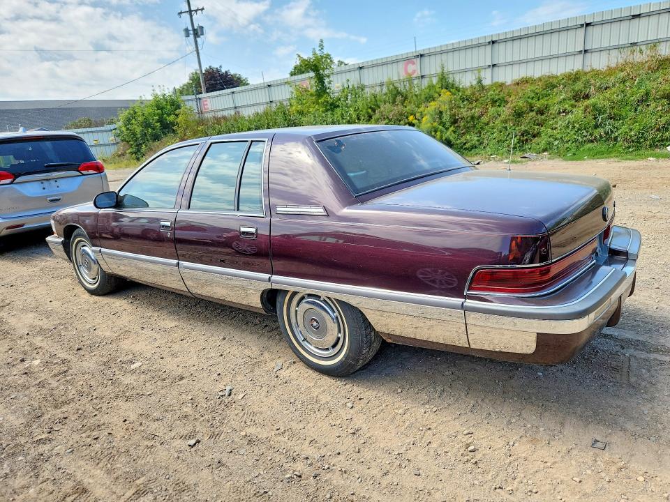 Photo 2 from auction – 1995 BUICK ROADMASTER with VIN 1G4BN52P8SR400562