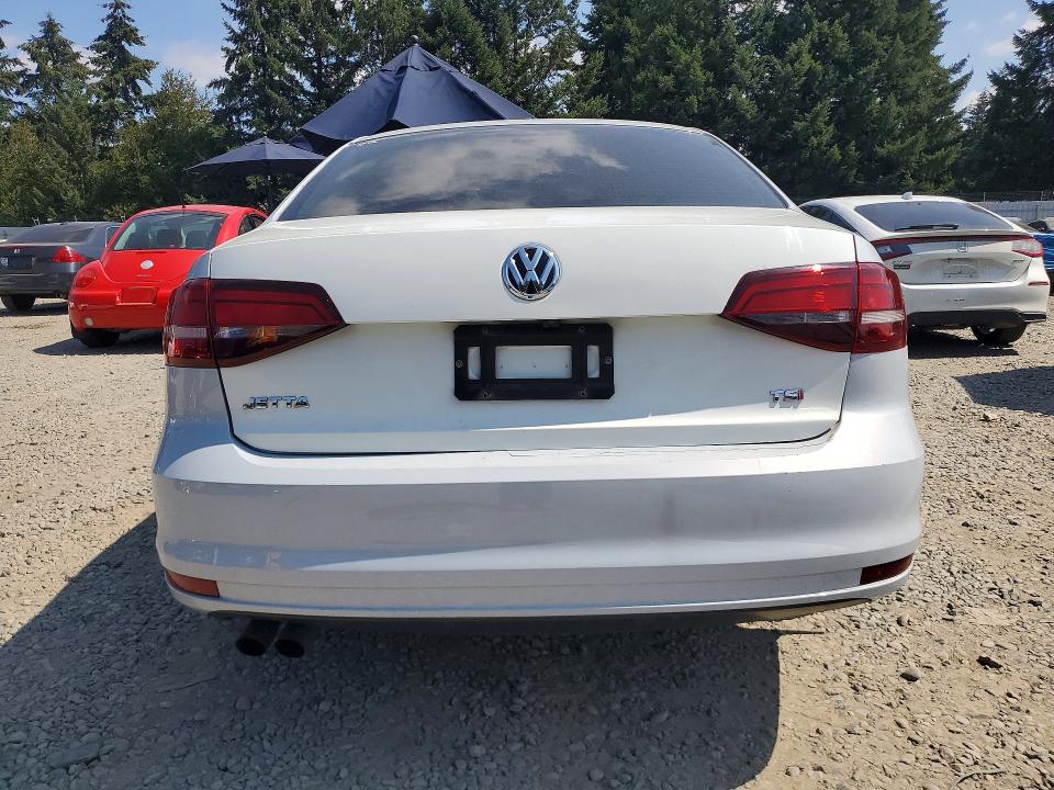 Photo 6 from auction – 2017 VOLKSWAGEN JETTA with VIN 3VW2B7AJ4HM384759